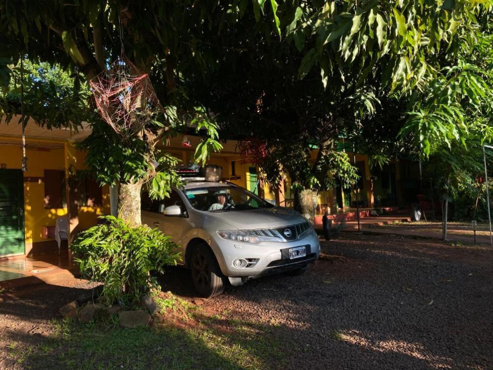 Hotel Y Residencial Amigos ปูแอร์โตอีกวาซู ภายนอก รูปภาพ