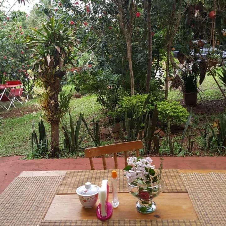 Hotel Y Residencial Amigos ปูแอร์โตอีกวาซู ภายนอก รูปภาพ